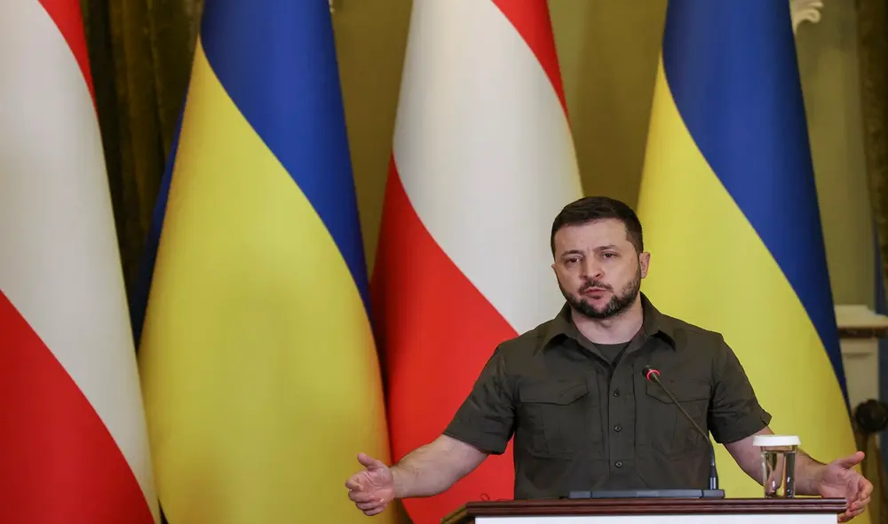 Presidente de Ucrania, Volodímir Zelenski, solicita más armamento ante la invasión rusa. Foto: AFP Presidente de Ucrania, Volodímir Zelenski, solicita más armamento ante la invasión rusa. Foto: AFP