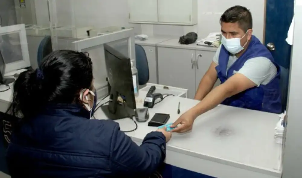 El trámite para renovar tu DNI también se puede realizar presencialmente. Foto: Gobierno del Perú El trámite para renovar tu DNI también se puede realizar presencialmente. Foto: Gobierno del Perú