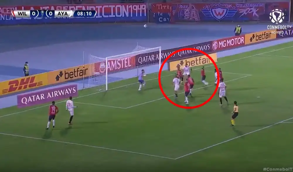 Duclós abrió el marcador para Ayacucho FC contra Wilstermann. Foto: captura ESPN