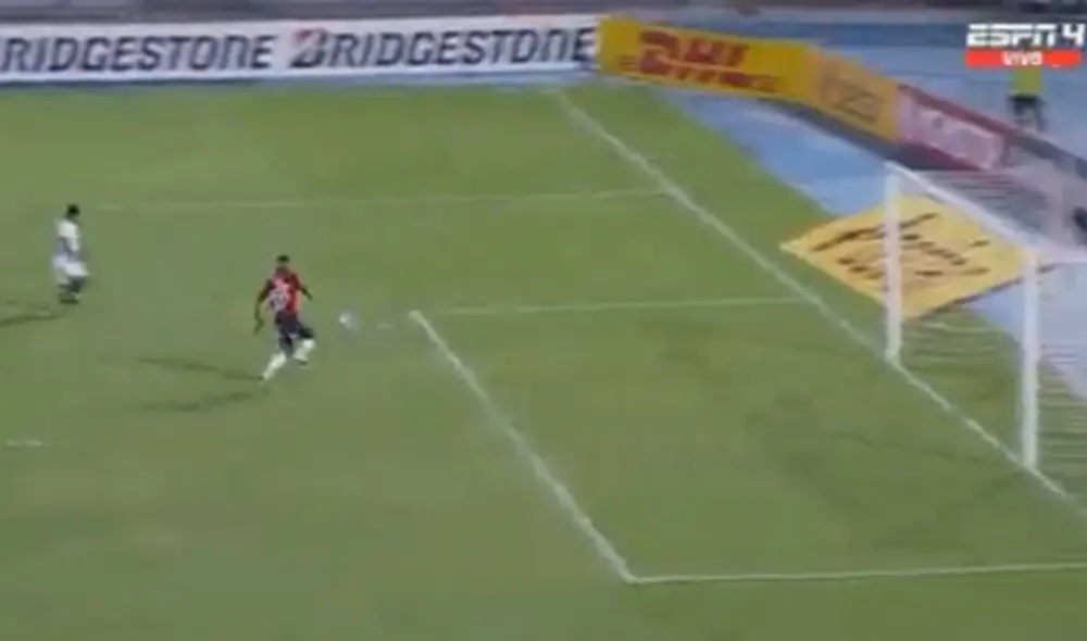 Ayacucho vs. Jorge Wilsterman: Techera anotó el 2-0 de los zorros que ganan de visita en Bolivia. Foto: Captura ESPN