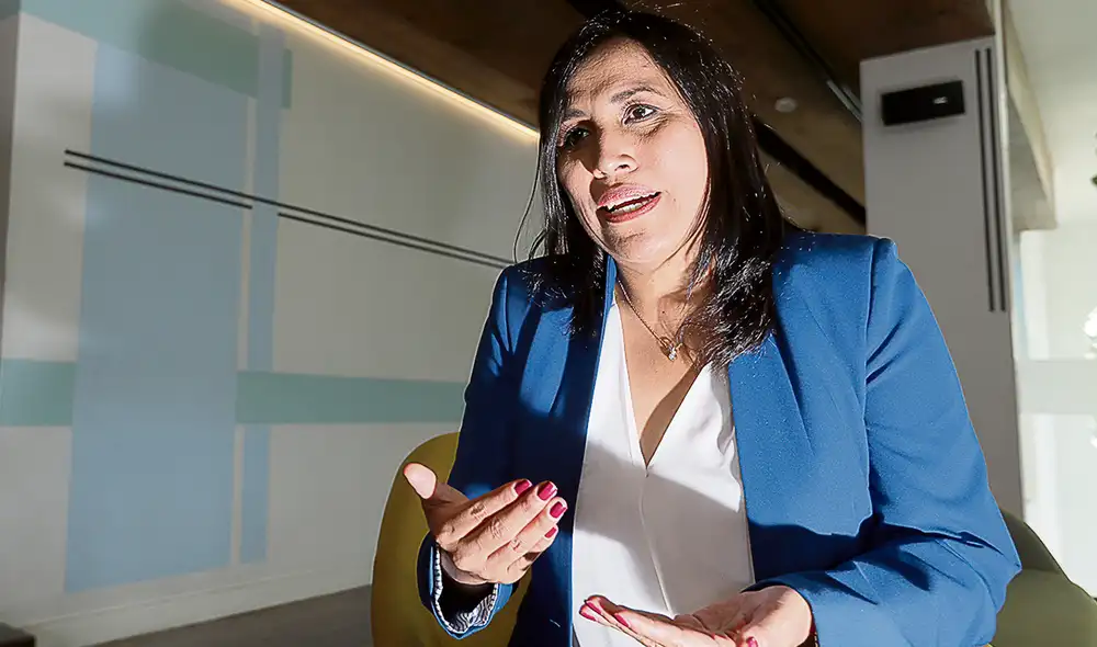 Postura. Flor Pablo refiere que en el Congreso ya se habla de dar una salida a la crisis política. Foto: difusión Postura. Flor Pablo refiere que en el Congreso ya se habla de dar una salida a la crisis política. Foto: difusión