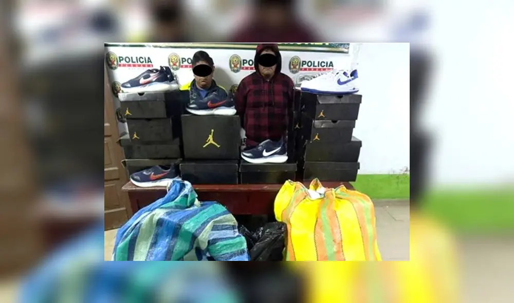 Intervenidos cayeron con 128 pares de zapatillas con marcas que serían falsas. Foto: PNP