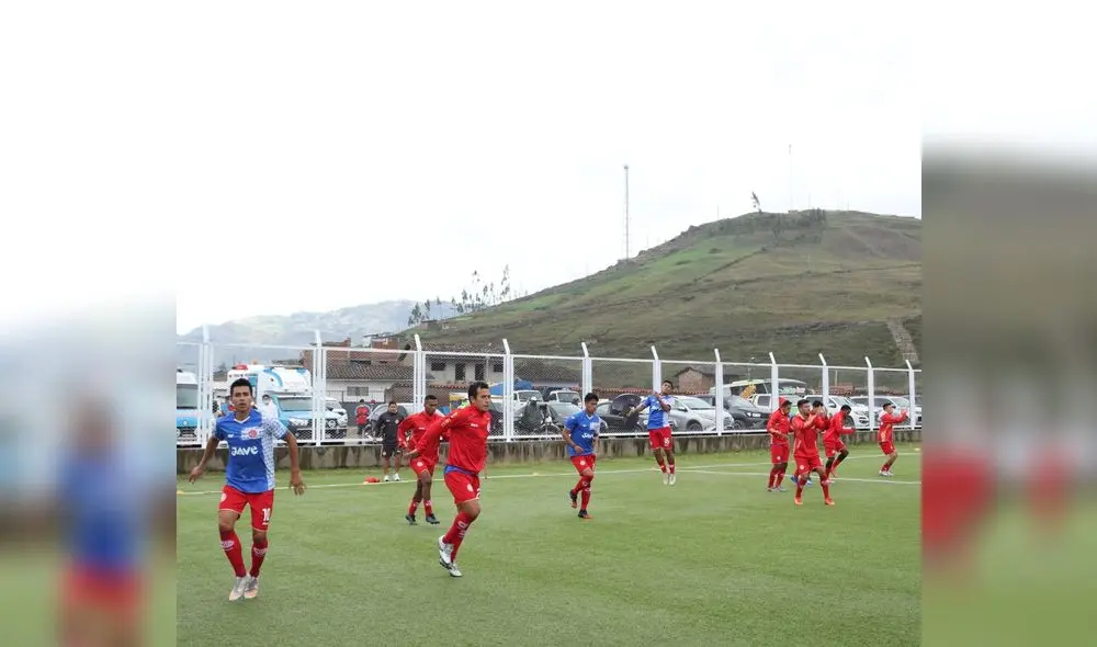 Plantel chiclayano es corto por falta de jugadores inscritos. Foto: Juan Aurich Plantel chiclayano es corto por falta de jugadores inscritos. Foto: Juan Aurich