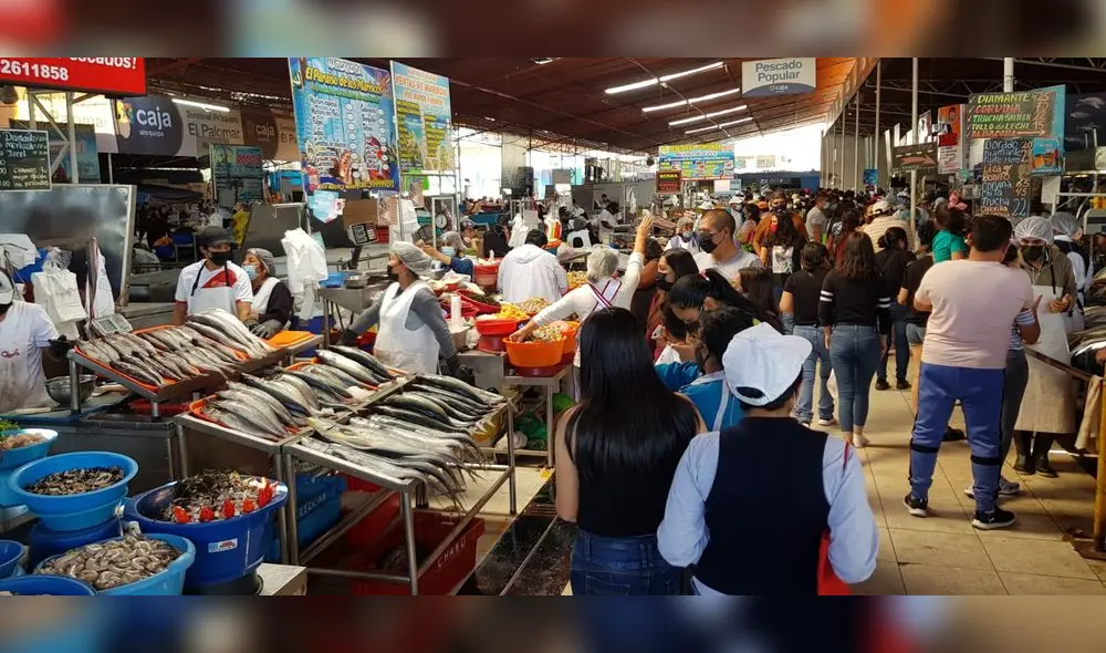 El mercado El Palomar es uno de los más visitados en Semana Santa. Foto: Wilder Pari/URPI