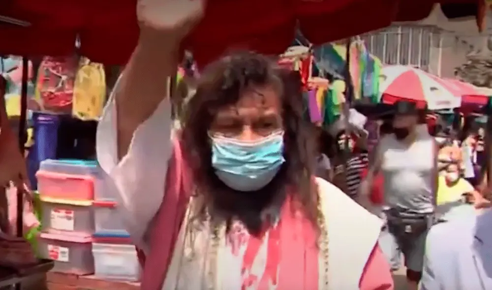 A sus 64 años, Mario Valencia continúa representando el vía crucis de Jesús durante la Semana Santa. Foto: captura de Canal N
