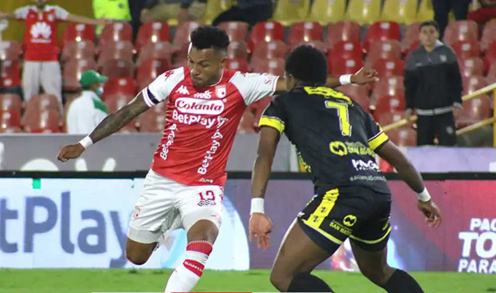 Alianza Petrolera se impuso por la mínima diferencia en la liga colombiana. Foto: @SantaFe Alianza Petrolera se impuso por la mínima diferencia en la liga colombiana. Foto: @SantaFe