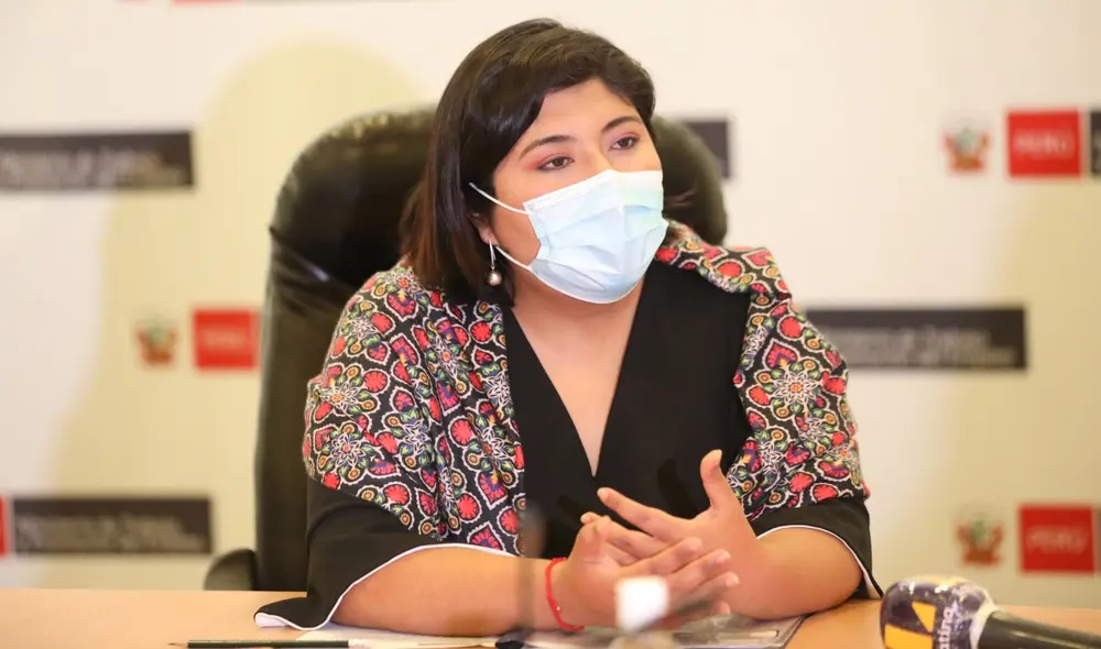 “La informalidad laboral va al mismo ritmo que la informalidad tributaria”, afirmó la ministra Chávez. Foto: MTPE