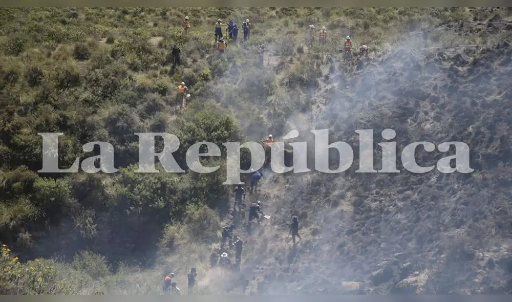 Arequipa. Incendios en el volcán Misti también afectan la captación de agua. Foto: Rodrigo Talavera/La República