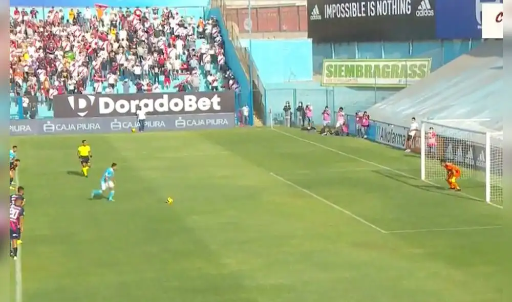 Irven Ávila anotó su doblete desde el punto de penal. Foto: captura Gol Perú