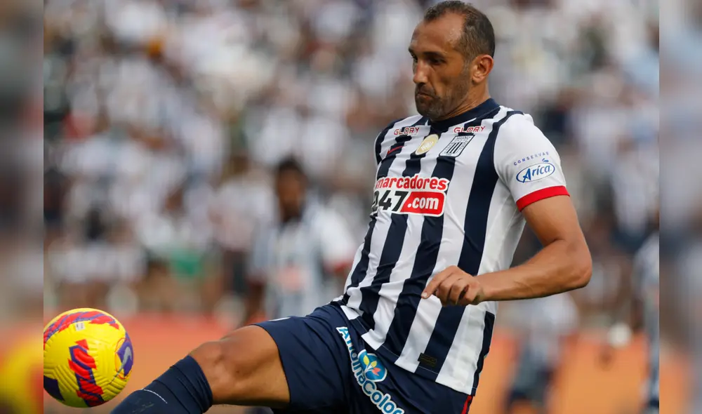Hernán Barcos aún no le anota a la 'U' en clásicos. Foto: Luis Jiménez Hernán Barcos aún no le anota a la 'U' en clásicos. Foto: Luis Jiménez