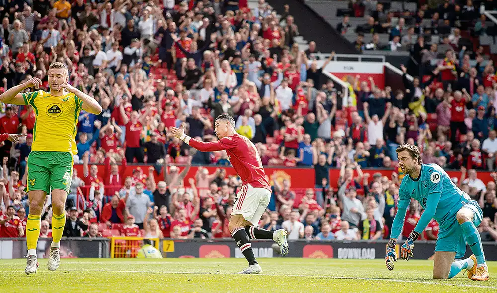 Eficaz. El portugués suma 58 goles de tiro libre directo en su carrera. En la Premier lleva 12. Foto: EFE