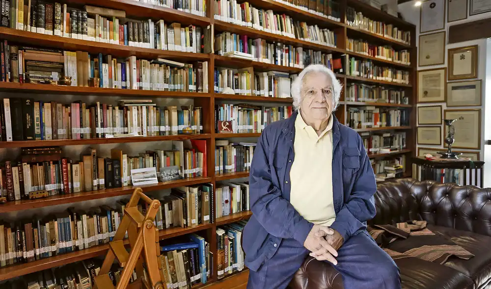 Diálogo. Doctor Hernández confía en el consenso político. Foto: Antonio Melgarejo/La República Diálogo. Doctor Hernández confía en el consenso político. Foto: Antonio Melgarejo/La República