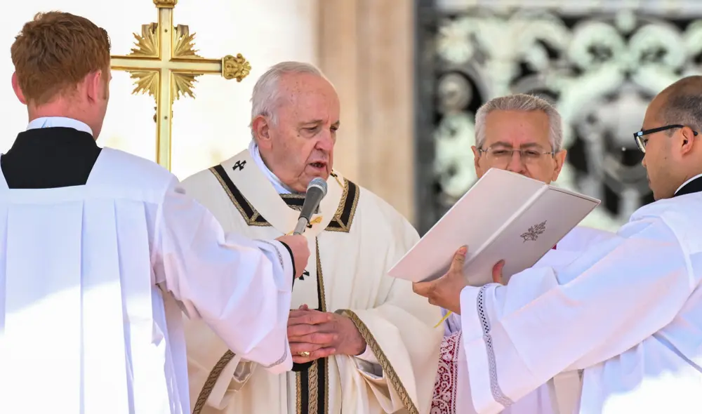 Papa lamentó situación que esta pasando Ucrania y pidió por parar la guerra. Foto: AFP Papa lamentó situación que esta pasando Ucrania y pidió por parar la guerra. Foto: AFP