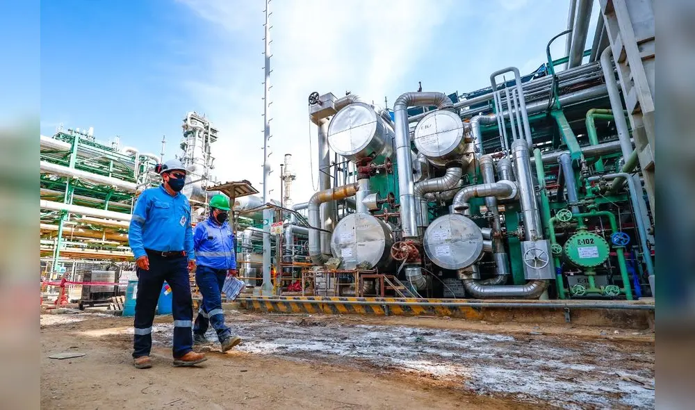 El 12 de abril, Petroperú inició las pruebas de arranque gradual de la Nueva Refinería de Talara. Foto: Minem