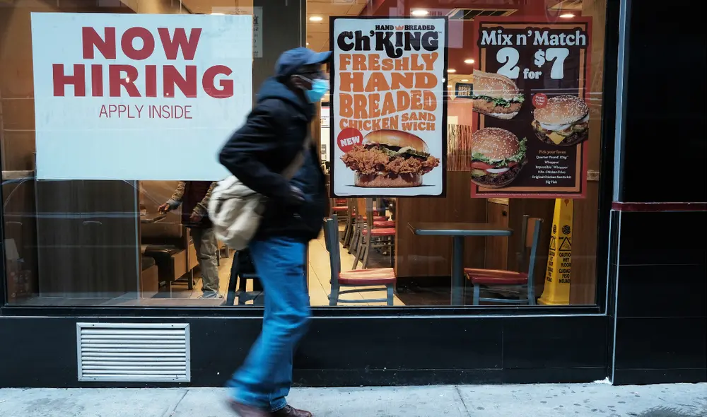 Después de este impase con los consumidores católicos, empresa de comida ha decidido retirar carteles. Foto: AFP