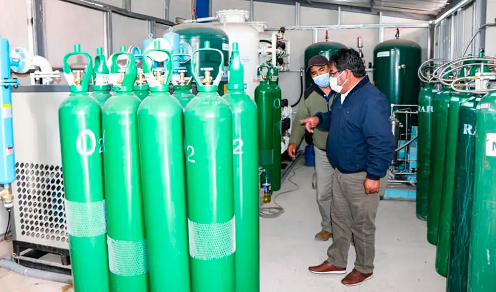 Planta de oxígeno fue entregada al hospital en noviembre del 2020. Foto: Municipalidad de San Román