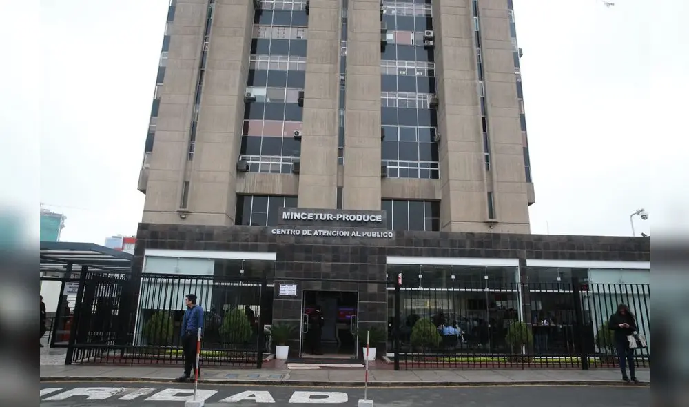 Extrañas contrataciones por periodos cortos se vienen gestando en el interior del Ministerio de la Producción. Foto: Agencia Andina Extrañas contrataciones por periodos cortos se vienen gestando en el interior del Ministerio de la Producción. Foto: Agencia Andina