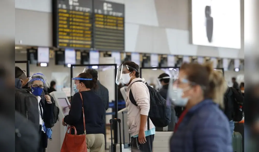 Revisa los pasajes aéreos más baratos para destinos nacionales e internacionales. Foto: Andina