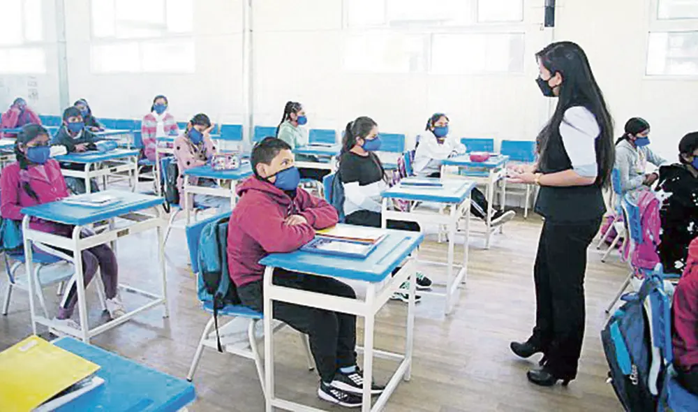 Protegidos. El bajo nivel de contagio en los colegios es un indicador clave para subir el aforo al 100% en colegios.