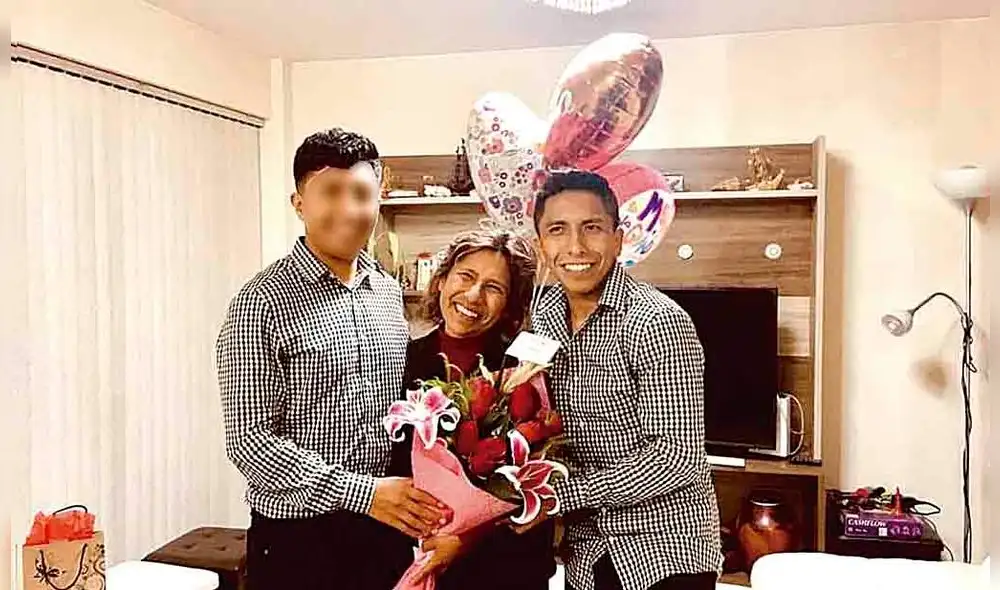 Todo en familia. Christof Estrada labora como asistente de la gobernadora. Su madre, presta servicios a Gerencia de Majes II. Todo en familia. Christof Estrada labora como asistente de la gobernadora. Su madre, presta servicios a Gerencia de Majes II.