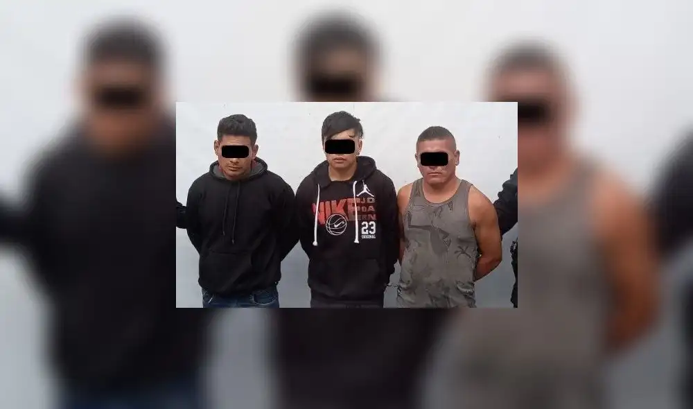 Detenidos escondían un morral lleno de droga. Foto: PNP Detenidos escondían un morral lleno de droga. Foto: PNP