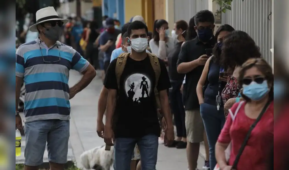 El uso facultativo de la mascarilla es una recomendación del  Colegio Médico del Perú (CMP). Foto: Jorge Cerdán Campos / La República