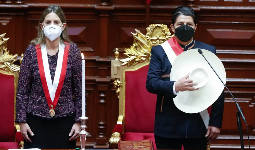 El Ejecutivo y Legislativo afrontan una nueva crisis política por la recomposición del gabinete ministerial. Foto: Presidencia.