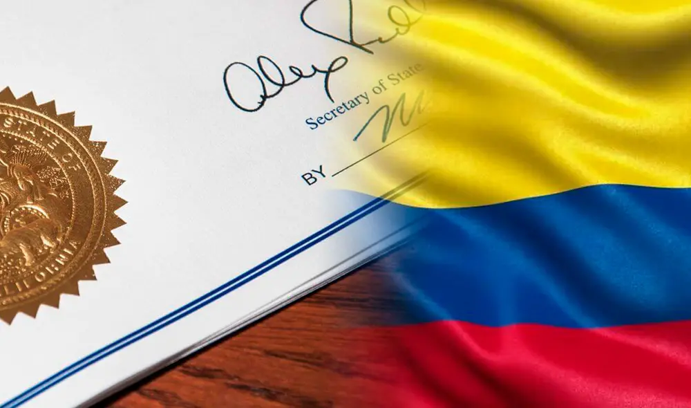 La plataforma online para solicitar el apostillado del documento está disponible las 24 horas. Foto: composición de Fabrizio Oviedo / La República