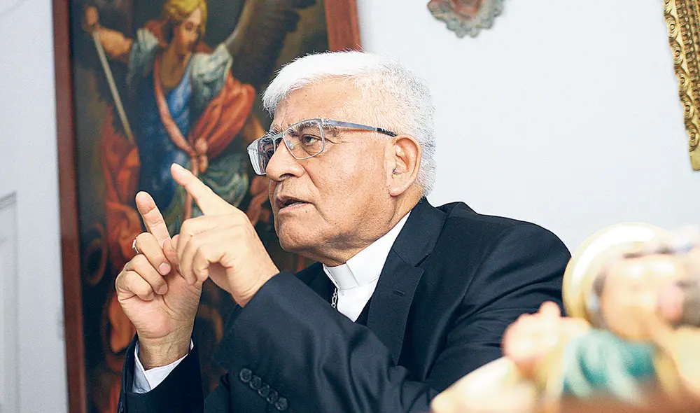 Mensajes. Monseñor Cabrejos pide pensar en la población. Foto: Virgilio Grajeda/La República