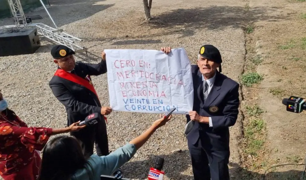El presidente Pedro Castillo encabeza la ceremonia por XXV aniversario de la operación de Chavín de Huántar. Foto: La República.