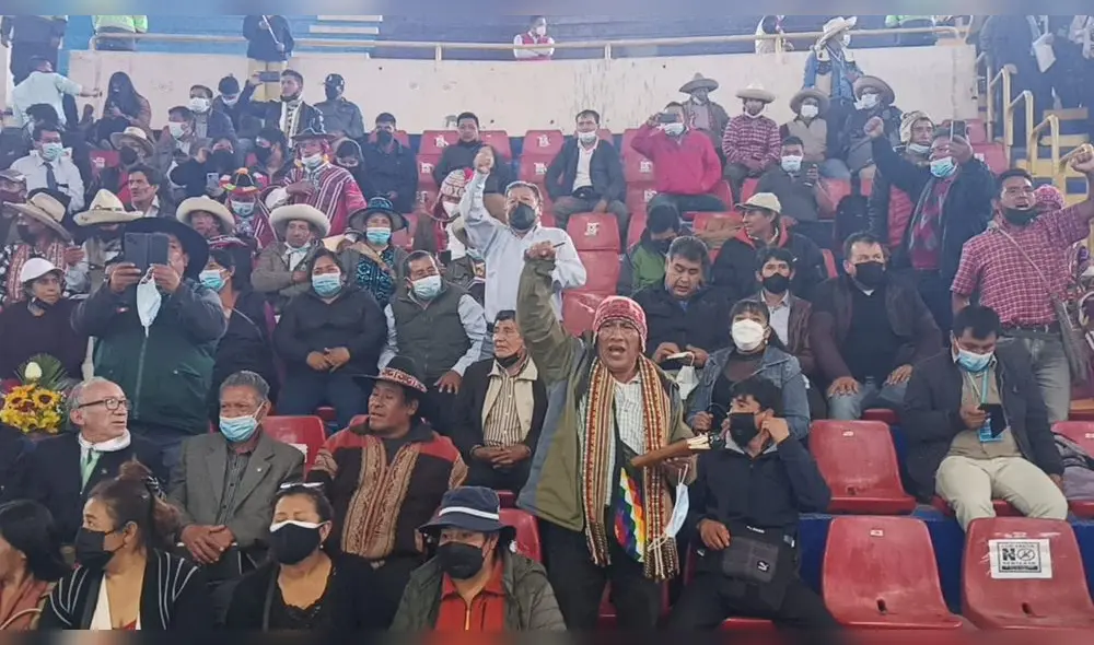 Cusco. Ciudadanos critican el papel desempeñado por el Congreso en medio de la crisis que afronta el país. Foto: La República/Alexander Flores