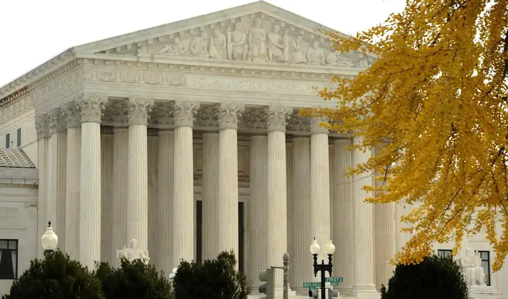 El incidente tuvo lugar unas tres horas después de que un tiroteo provocara el caos en otra parte de Washington, en el adinerado barrio de Van Ness. Foto: EFE El incidente tuvo lugar unas tres horas después de que un tiroteo provocara el caos en otra parte de Washington, en el adinerado barrio de Van Ness. Foto: EFE