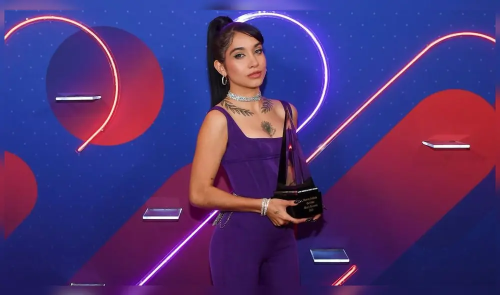 Latin AMA's 2022: María Becerra agradeció todo el apoyo que recibe de sus fanáticos. Foto: Telemundo
