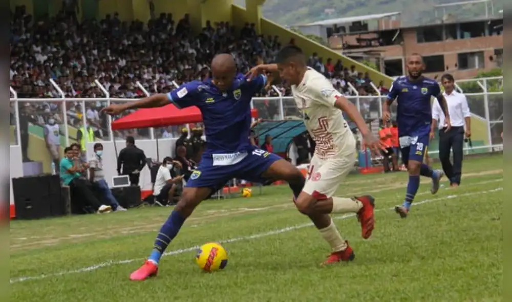 Carlos Stein se aleja de los últimos lugares de la Liga 1. Foto: Carlos Stein