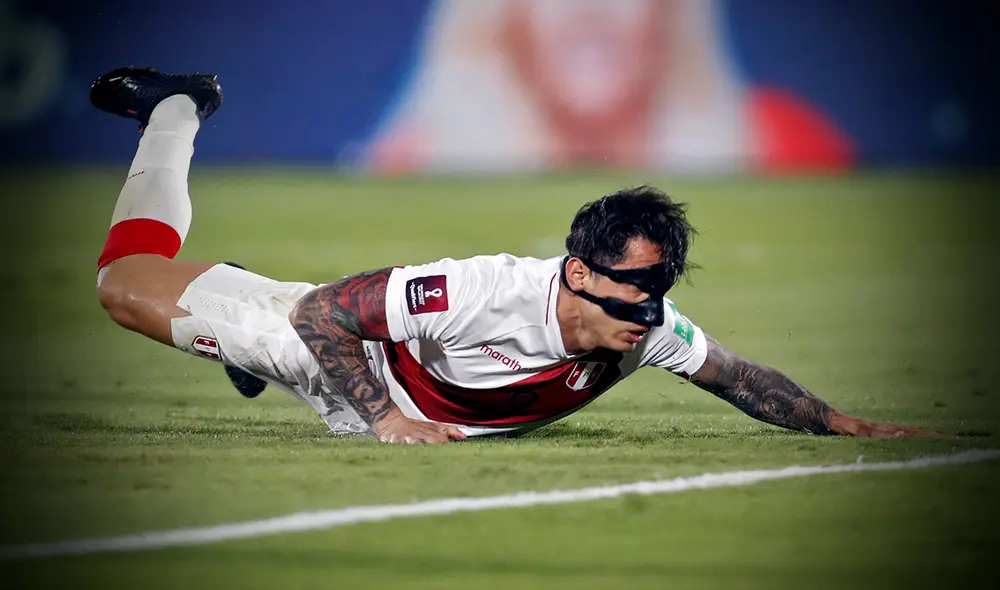 Lapadula marcó en la victoria de Perú ante Paraguay por la última fecha de las eliminatorias sudamericanas. Foto: composición/ AFP