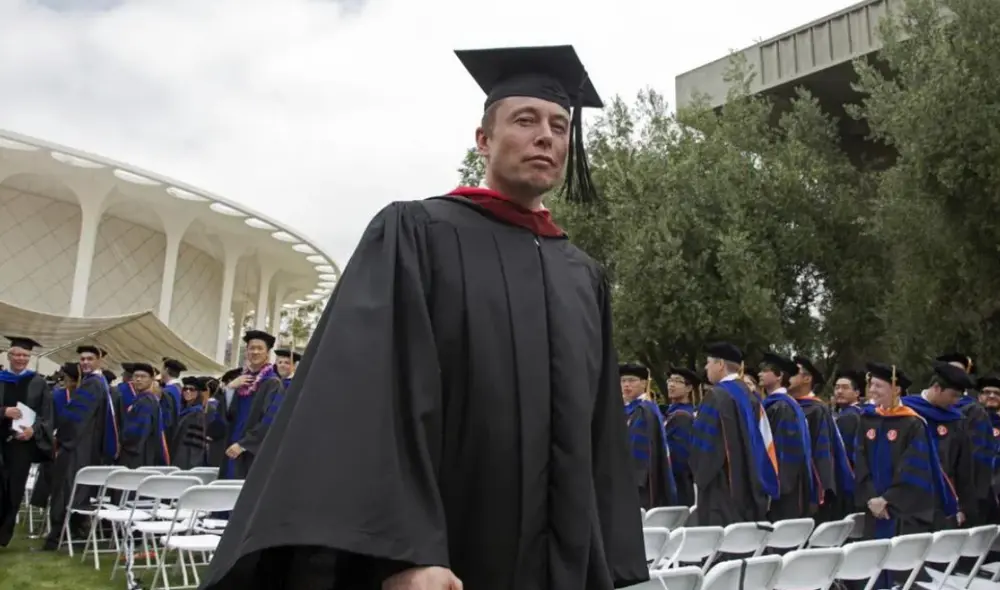 Elon Musk se graduó en la Universidad de Pensilvania. Foto: AFP Elon Musk se graduó en la Universidad de Pensilvania. Foto: AFP