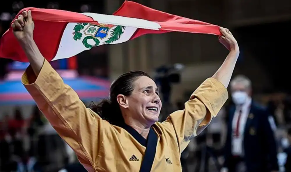 Celebración de Rommy Hübner tras lograr la medalla de oro. Foto: World Taekwondo Poomsae Championships Celebración de Rommy Hübner tras lograr la medalla de oro. Foto: World Taekwondo Poomsae Championships