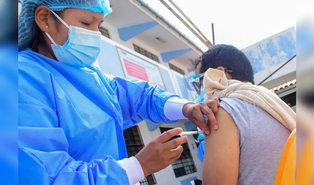 Del 23 al 30 de abril se aplicarán más de 17 vacunas contra diferentes enfermedades en el marco de la Semana de Vacunación en las Américas (SVA). Foto: Andina Del 23 al 30 de abril se aplicarán más de 17 vacunas contra diferentes enfermedades en el marco de la Semana de Vacunación en las Américas (SVA). Foto: Andina