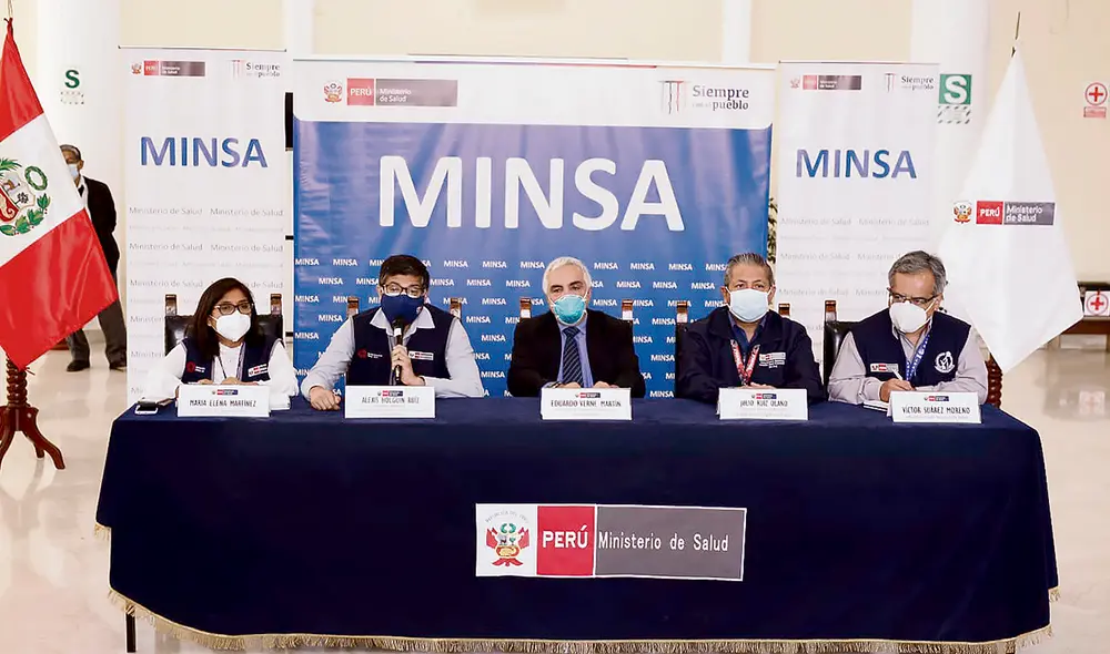 Sin mea culpa. Funcionarios dijeron que vacuna es segura, pero deben mejorar comunicación. Foto: Antonio Melgarejo/La República