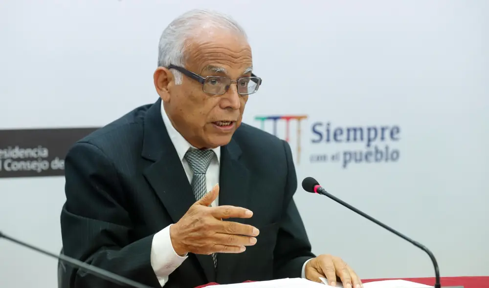 Aníbal Torres participa en una sesión de Consejo de Ministros en Ayacucho. Foto: Presidencia