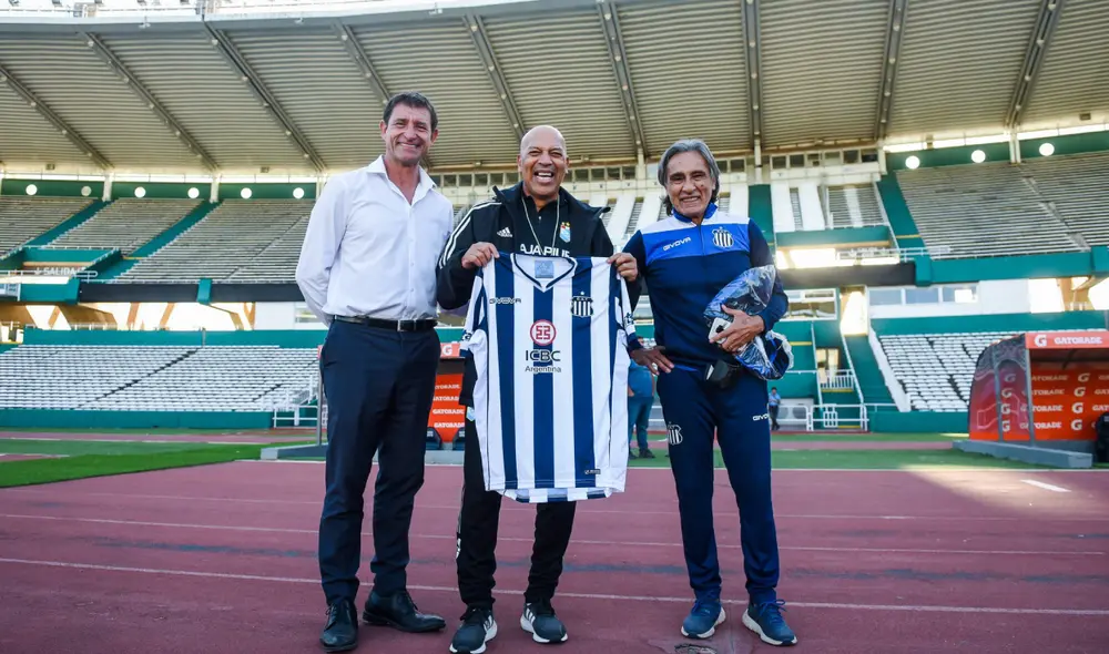 Roberto Mosquera jugó en Talleres en 1981. Foto: Sporting Cristal Roberto Mosquera jugó en Talleres en 1981. Foto: Sporting Cristal