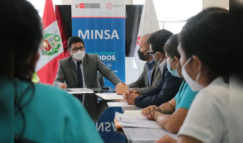 Médicos podrán continuar en sus puestos de trabajo. Foto: Minsa