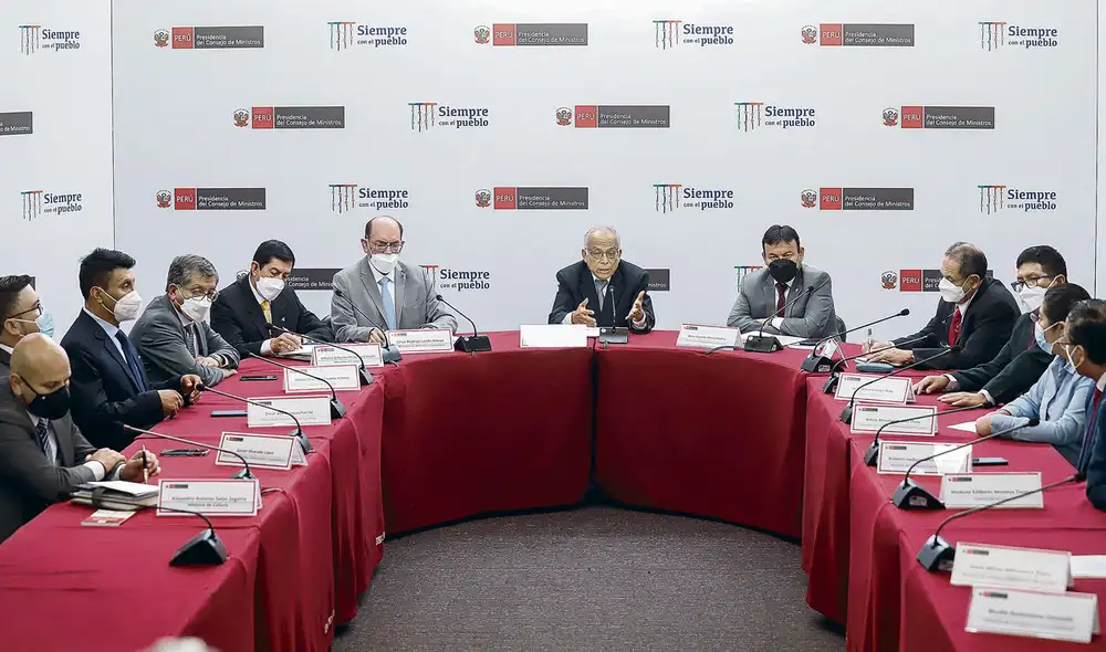 Estrategia. Un Gobierno acorralado envió el lunes el proyecto de reforma constitucional. Foto: difusión Estrategia. Un Gobierno acorralado envió el lunes el proyecto de reforma constitucional. Foto: difusión