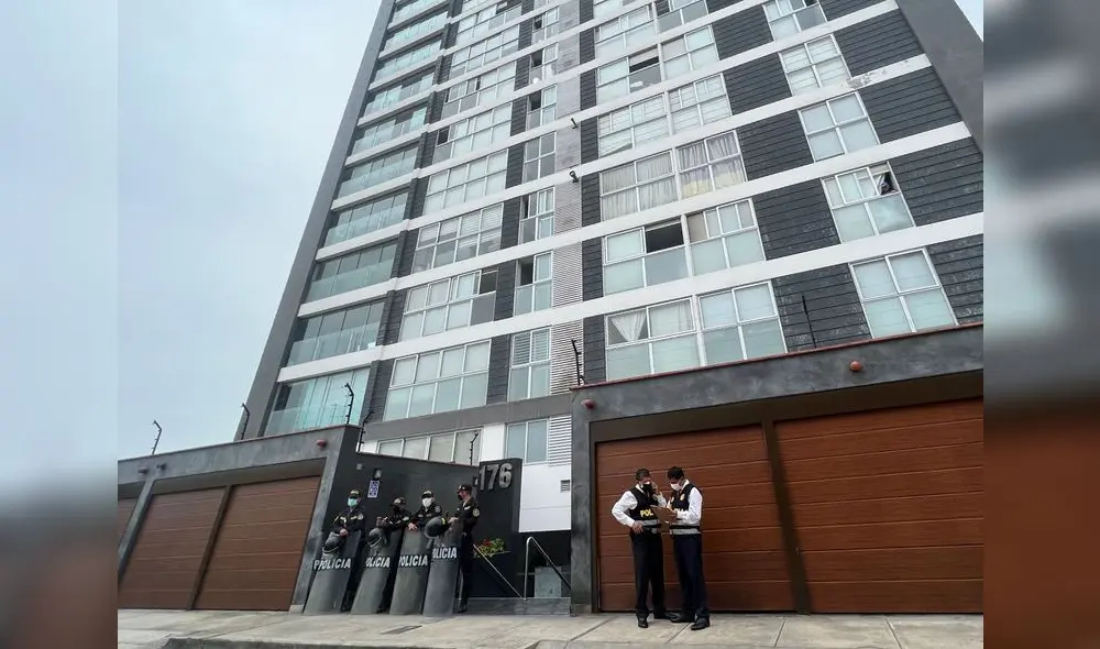 La Fiscalía encontró a cuatro personas en el interior del inmueble, quienes detallaron ser inquilinos. Foto: Raúl Egusquiza/ URPI-LR