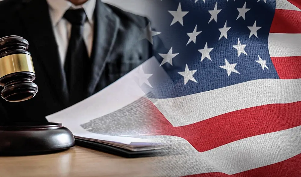 Revisa cuánto dinero gana por hora un abogado en Estados Unidos. Foto: composición LR/ Legaltoday