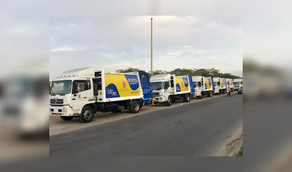 El consorcio entregó las 14 compactadoras el martes 26 de abril del año en curso. Foto: MPCH