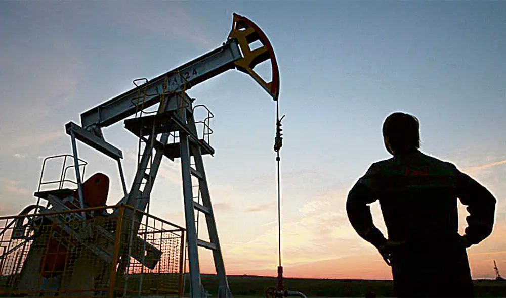 Sinergias. Lotes petroleros alimentan la refinería de Talara. Foto: difusión Sinergias. Lotes petroleros alimentan la refinería de Talara. Foto: difusión