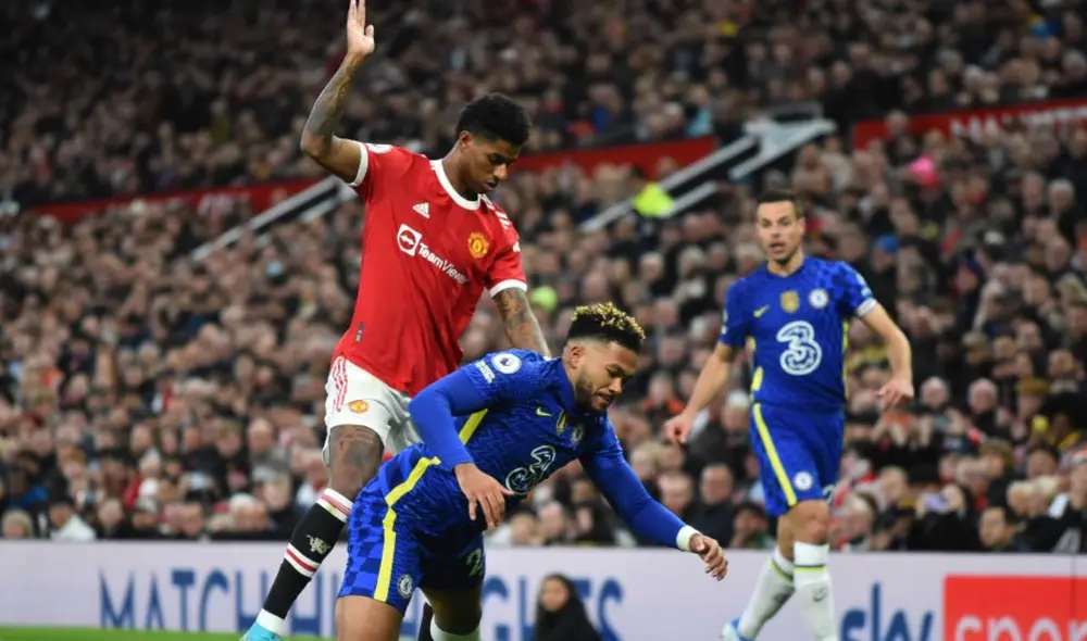 Manchester United enfrentó al Chelsea en el mítico Old Trafford. Foto: EFE