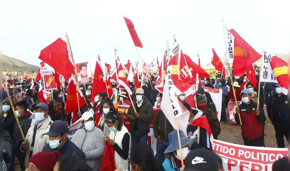 En la región de Puno se recolectaron firmas para referéndum por nueva constitución. Foto: Juan Carlos Cineros/La República