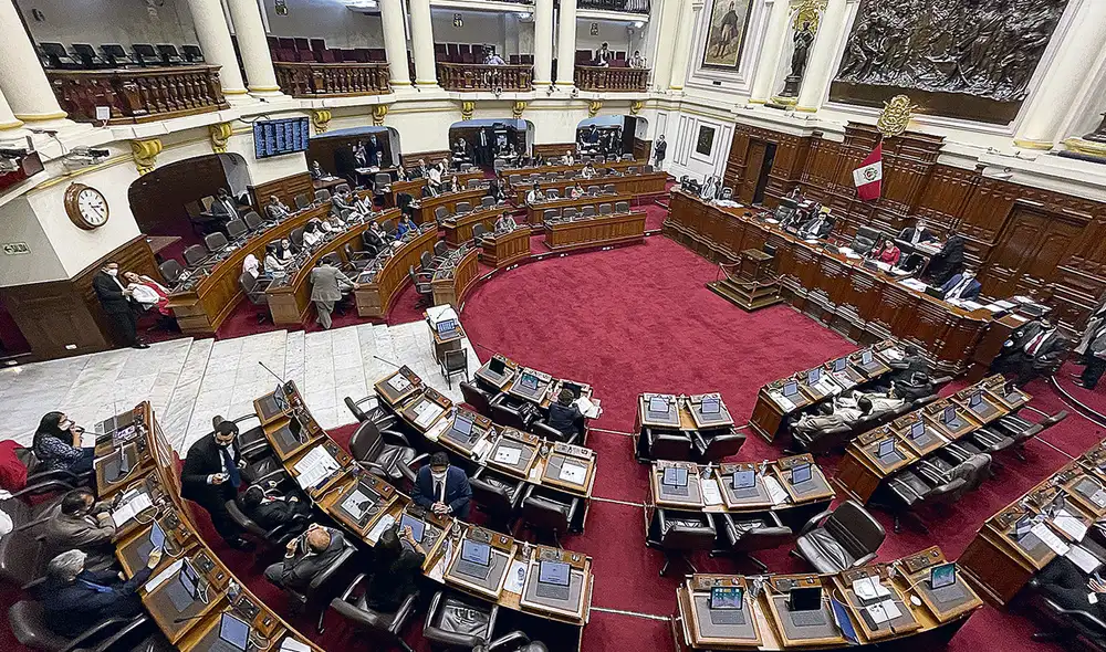 Coincidencias. Cuando se trata de alterar las reglas electorales, la mayoría de bancadas juegan en pared en el Pleno. Foto: difusión Coincidencias. Cuando se trata de alterar las reglas electorales, la mayoría de bancadas juegan en pared en el Pleno. Foto: difusión